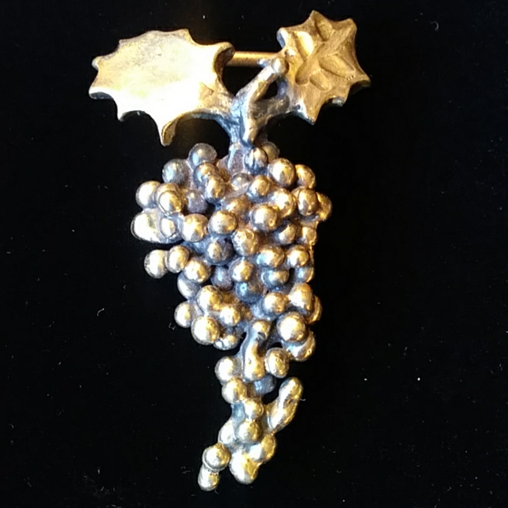 Brass Grape Buckle